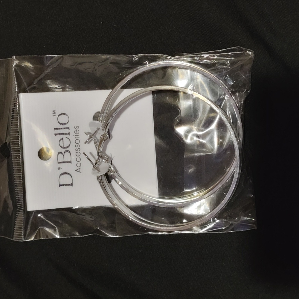 D bello silver sparkle hoop earrings
